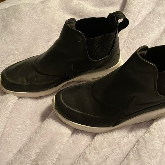 Black Nike leather high top slip-ons - Picture 1 of 4